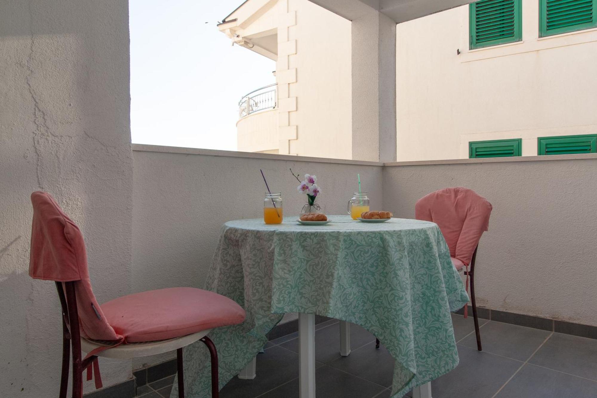 Apartments Laura Neum Zimmer foto